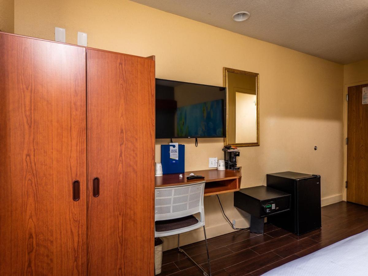 Microtel Inn And Suites Окала Екстер'єр фото