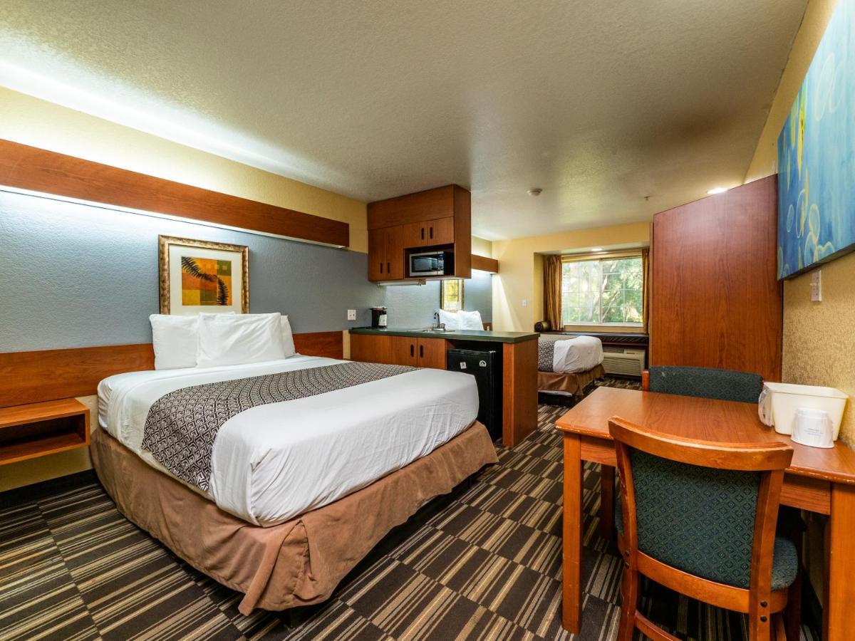 Microtel Inn And Suites Окала Екстер'єр фото