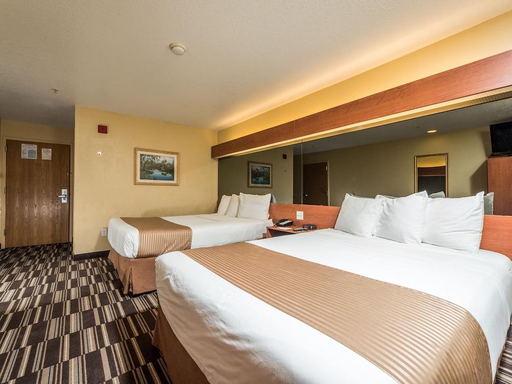 Microtel Inn And Suites Окала Екстер'єр фото